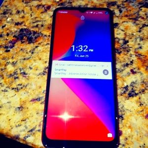 Unlocked blu G50 mega 32 GB